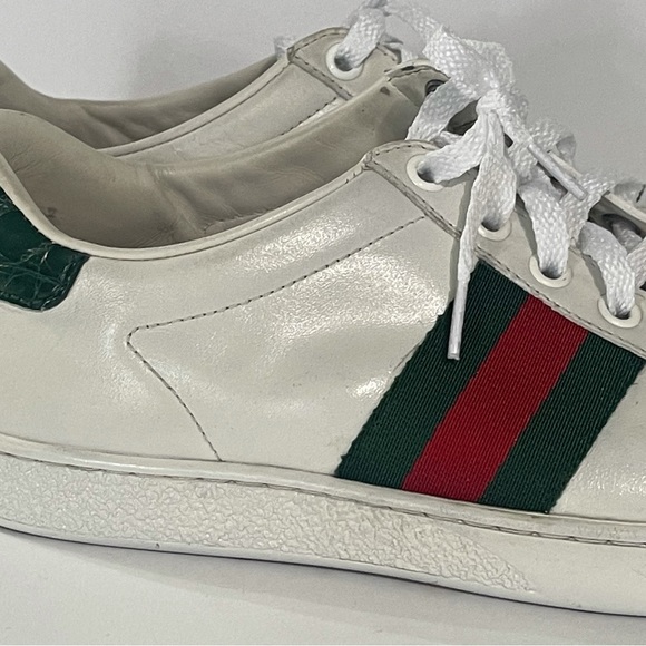 Gucci Ace Sneakers size 35.5 (size 5.5 fit more like 6) - Picture 5 of 16